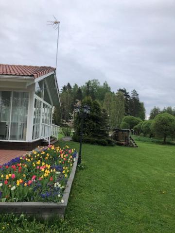 Wonderful Cottage By The Lake Hautjarvi Ngoại thất bức ảnh